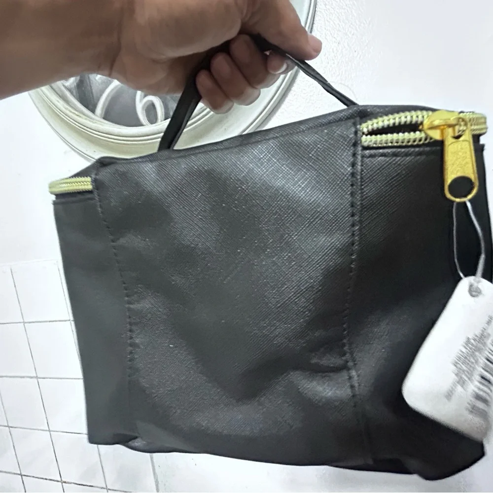 Black Travel Bag with Handle